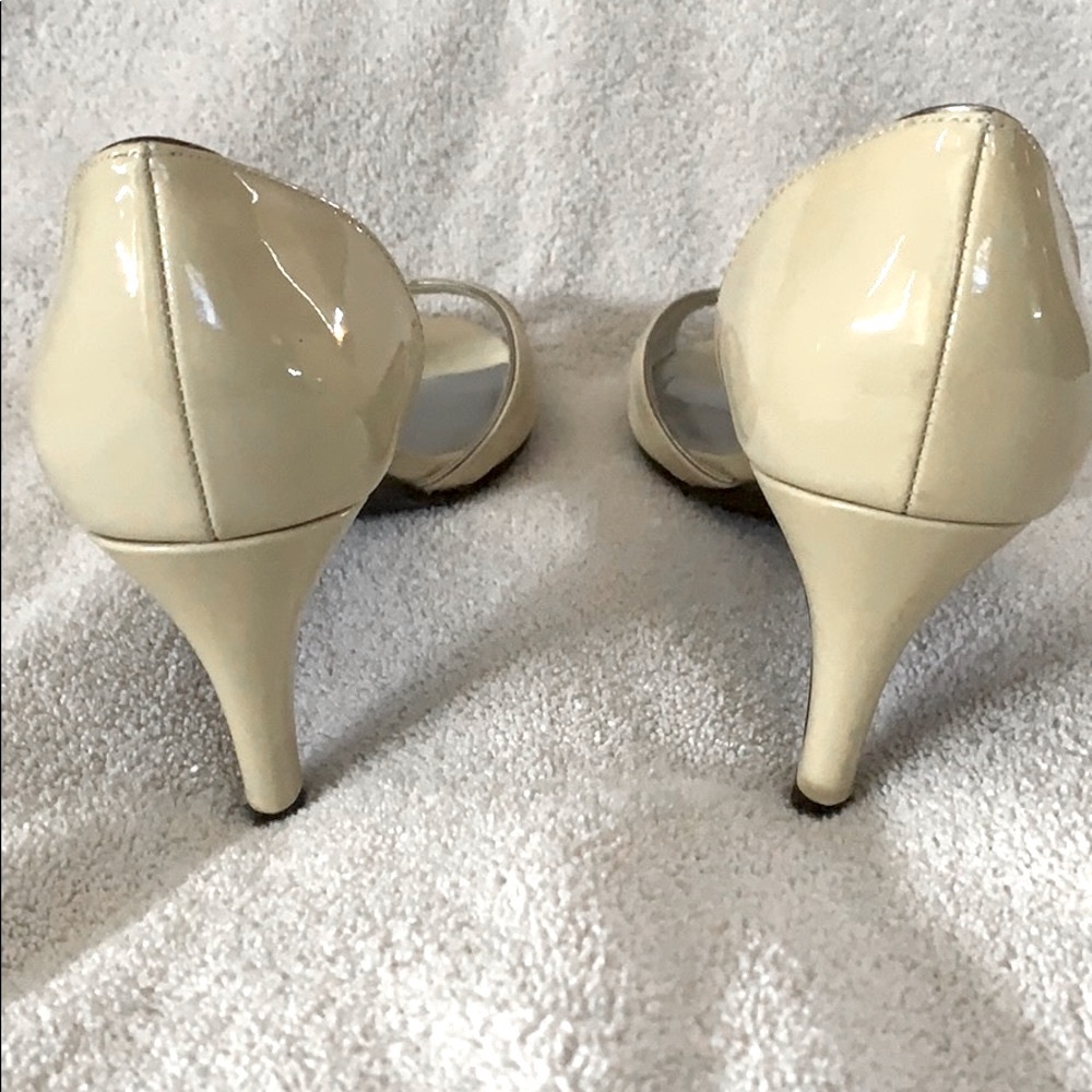 High heels - Picture 4 of 4